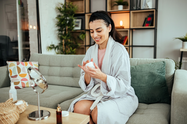 Cilt Bakımında Doğru Ürün Kombinasyonları: Hangi Ürünler Birlikte Kullanılmalı?