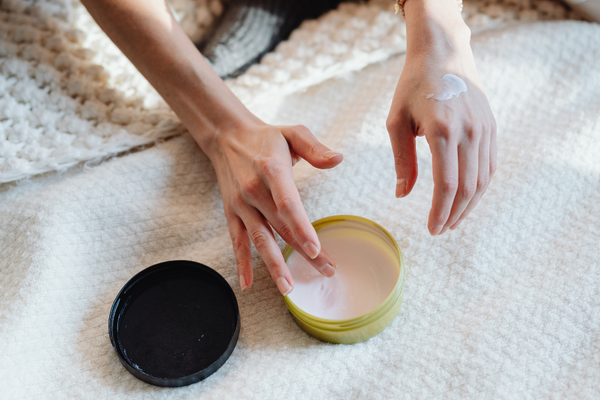 Fungal Akne Karşıtı Bakım Ürünü Kullanan Kullanıcı Yorumları ve Tavsiyeleri [Resimli]