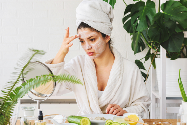 Akne İzleri Nasıl Geçer? Lekelerle Başa Çıkma Yöntemleri Nelerdir? Etkili Önerileri Keşfedin!