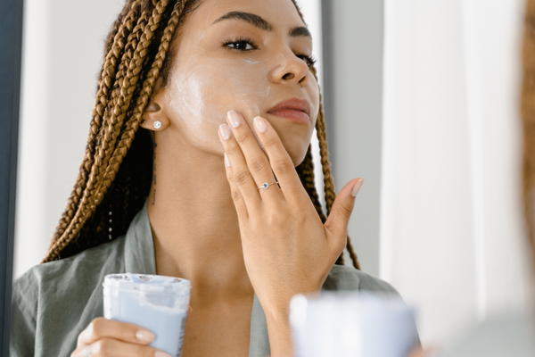 Ciltte Beyaz Nokta Sorunu Neden Olur Nasıl Engellenir? Önleyici Önerileri İnceleyin!