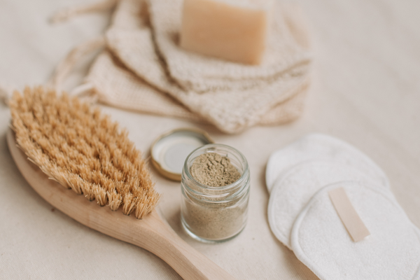 Kış Aylarında Cilt Hassasiyeti Neden Olur: Kuruluk ve Kızarıklığı Azaltan Yöntemler Nelerdir?