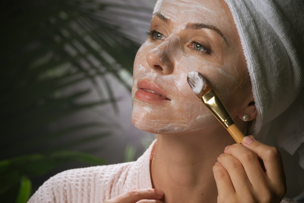 Mevsimsel Cilt Bakımı Nasıl Olmalı? İlkbahar, Yaz, Sonbahar ve Kış İçin Pratik Bakım Önerileri