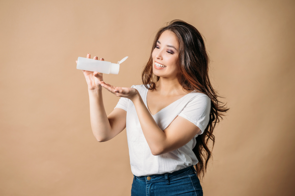 Meyan Kökü Özünün Cilde Faydaları ve Uygulama Yöntemleri