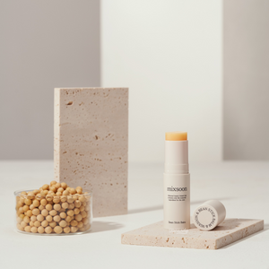 mixsoon - Bean Stick Balm (Parlatıcı Fermente Soya Fasulyeli Nemlendirici Balm) 11.5ml