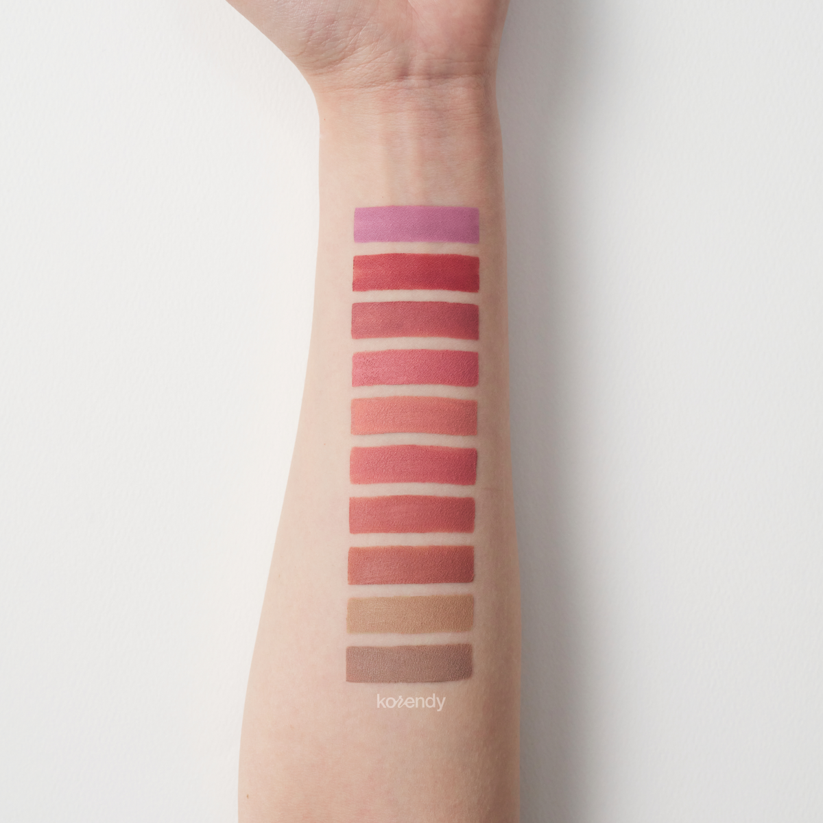 Braye - Long Lasting Over Lip Pencil (Kontür Belirginleştirici ve Dolgun Görünüm Verici Kadifemsi Dokulu Dudak Kalemi) 0.5g (%15-%30 Lansman İndirimi)