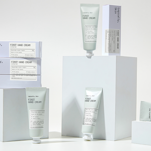 Logically Skin - First Hand Cream (Kırışıklık Karşıtı Yumuşatıcı Peptitli El Kremi) 50g (%25 Tanıtım indirimli)