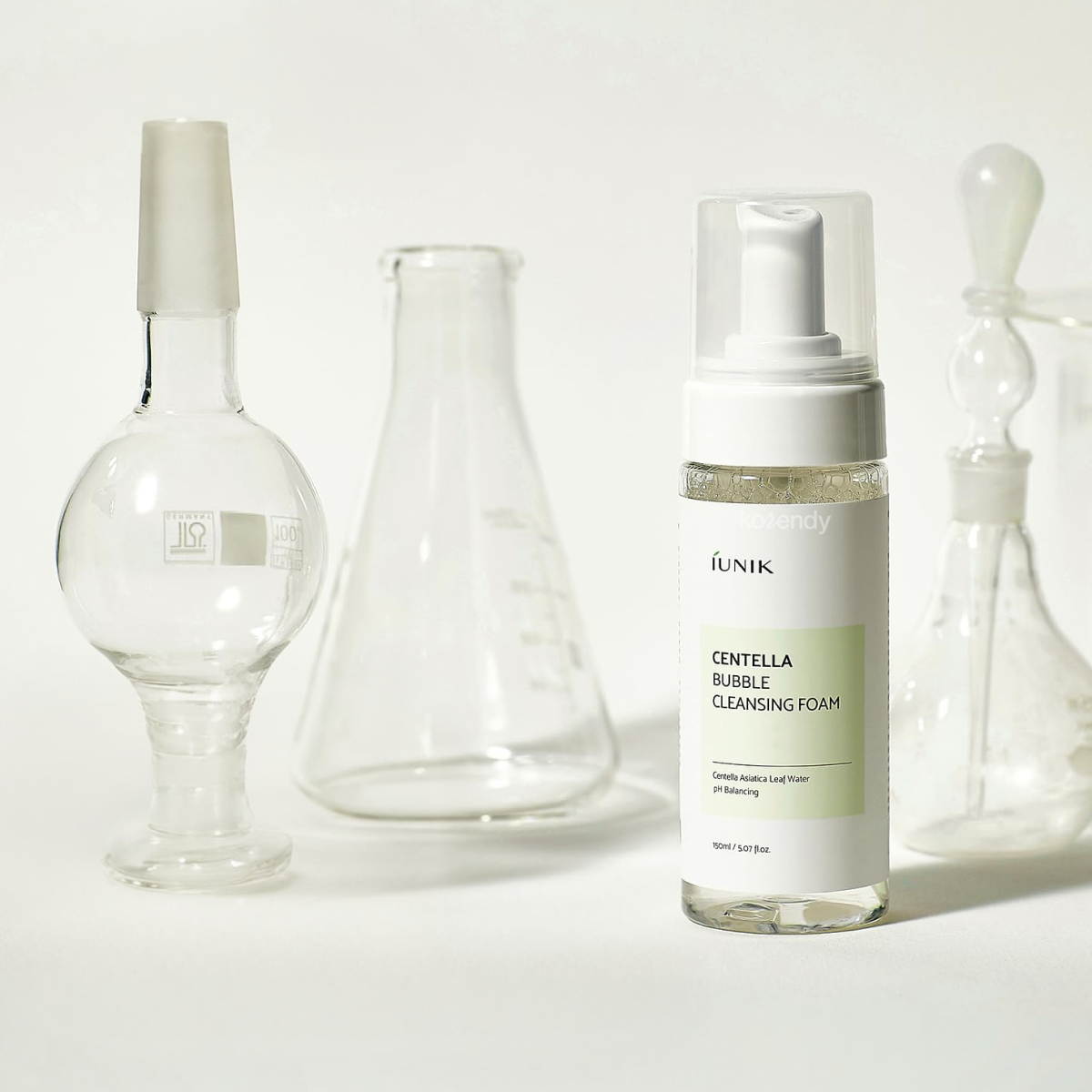 IUNIK - Centella Bubble Cleansing Foam (Cilde Dinginlik Veren %69 Cica Özlü ve pH Dengeli Mikro Köpük Temizleyici) 150ml (%15-%30 Lansman İndirimi)