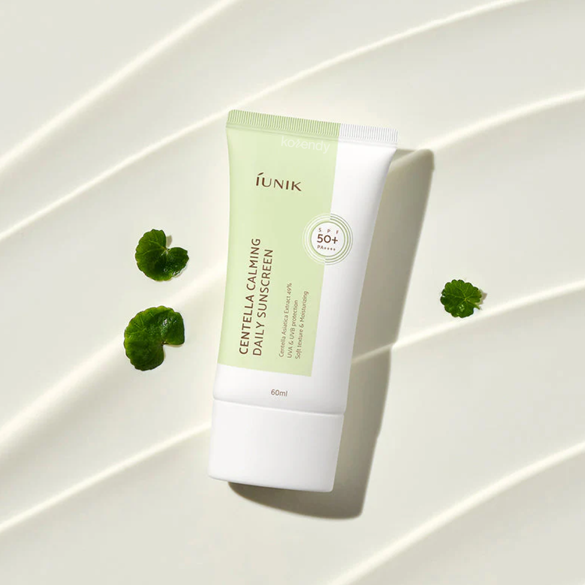 IUNIK - Centella Calming Daily Sunscreen (Nemlendirici ve Dinginleştirici Etkili %49 Centella Özlü Güneş Koruyucu) 60ml (%15-%30 Lansman İndirimi)