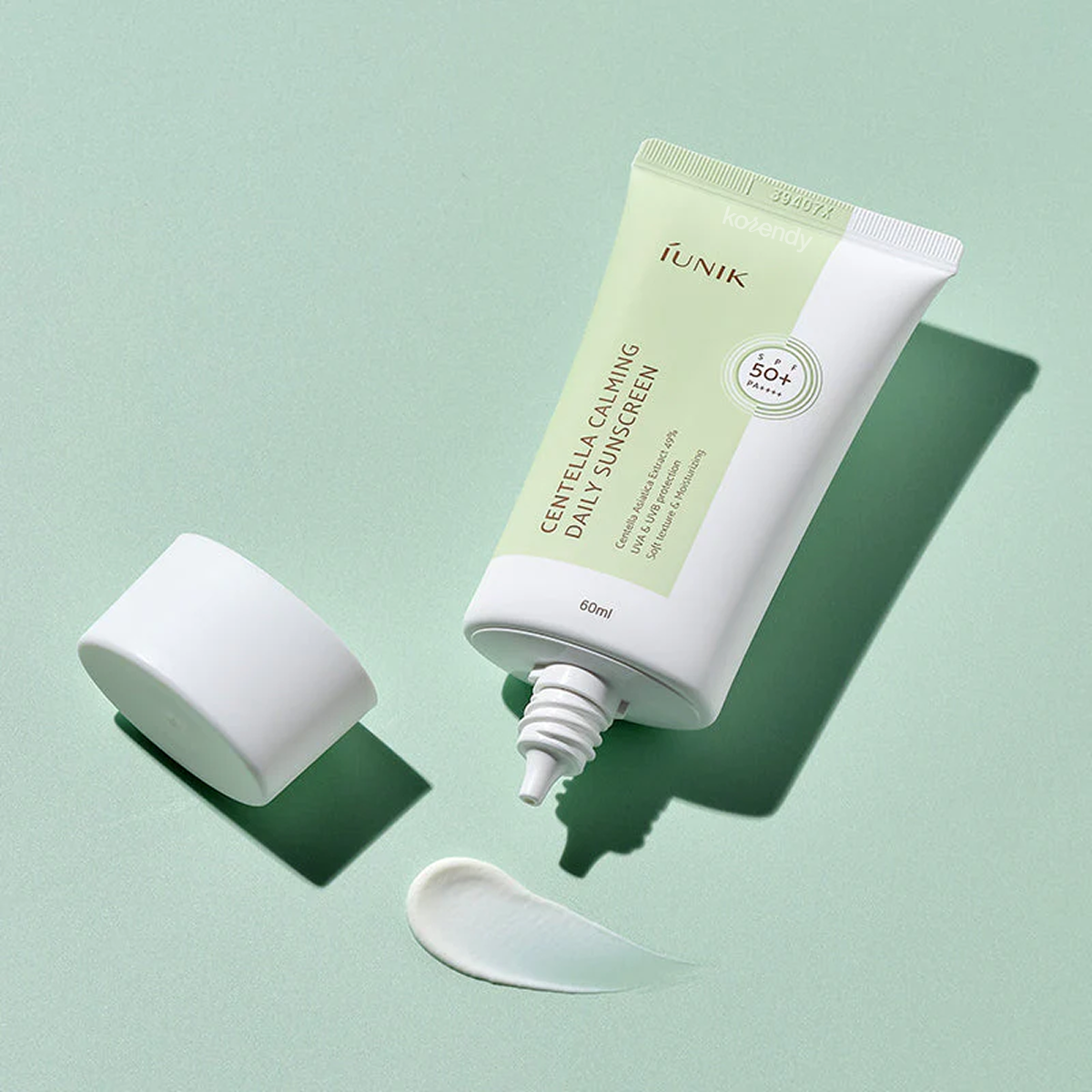 IUNIK - Centella Calming Daily Sunscreen (Nemlendirici ve Dinginleştirici Etkili %49 Centella Özlü Güneş Koruyucu) 60ml (%15-%30 Lansman İndirimi)