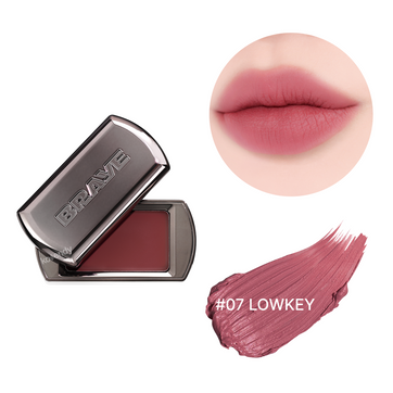 Braye - Lipsleek Blur (Tek Adımda Monokrom Görünüm Sunan Yarı Mat Pürüzsüz Bitişli Peptitli Çok Amaçlı Dudak ve Yanak Balmı) 3.2g