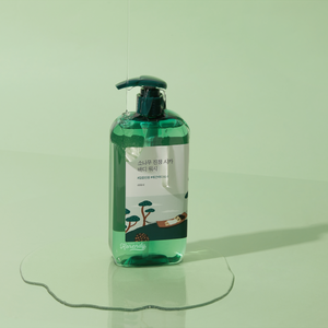 Round Lab - Pine Tree Calming Cica Bodywash (Vücut Aknesi ve Gözenek Karşıtı Çam Ağacı Özlü Vücut Temizleyicisi) 400ml