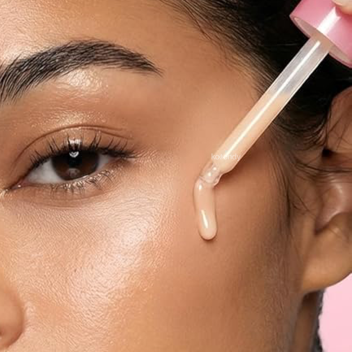 (%15-%30 Lansman İndirimi) Redence - Tone & Spot Corrector Ampoule (Parlatıcı ve Koyu Leke Önleyici %5 Niacinamide ve Beş Aşamalı Kompleks İçeren Ampul)