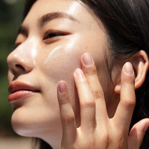 Klairs - All Day Airy Sunscreen SPF 50+ PA++++ Hafif Dokulu Su Bazlı Güneş Koruyucu Krem 50gr